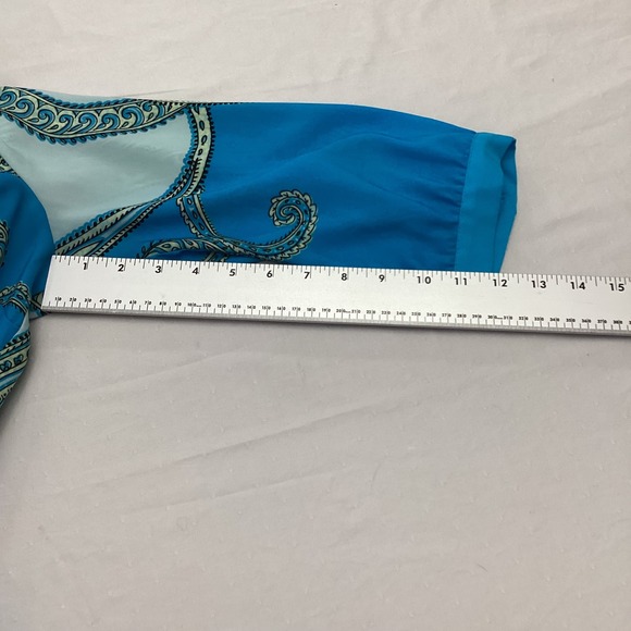 New York & Company Blue Paisley 3/4 Sleeve Belted V-Neck Blouse Size M - Picture 4 of 9